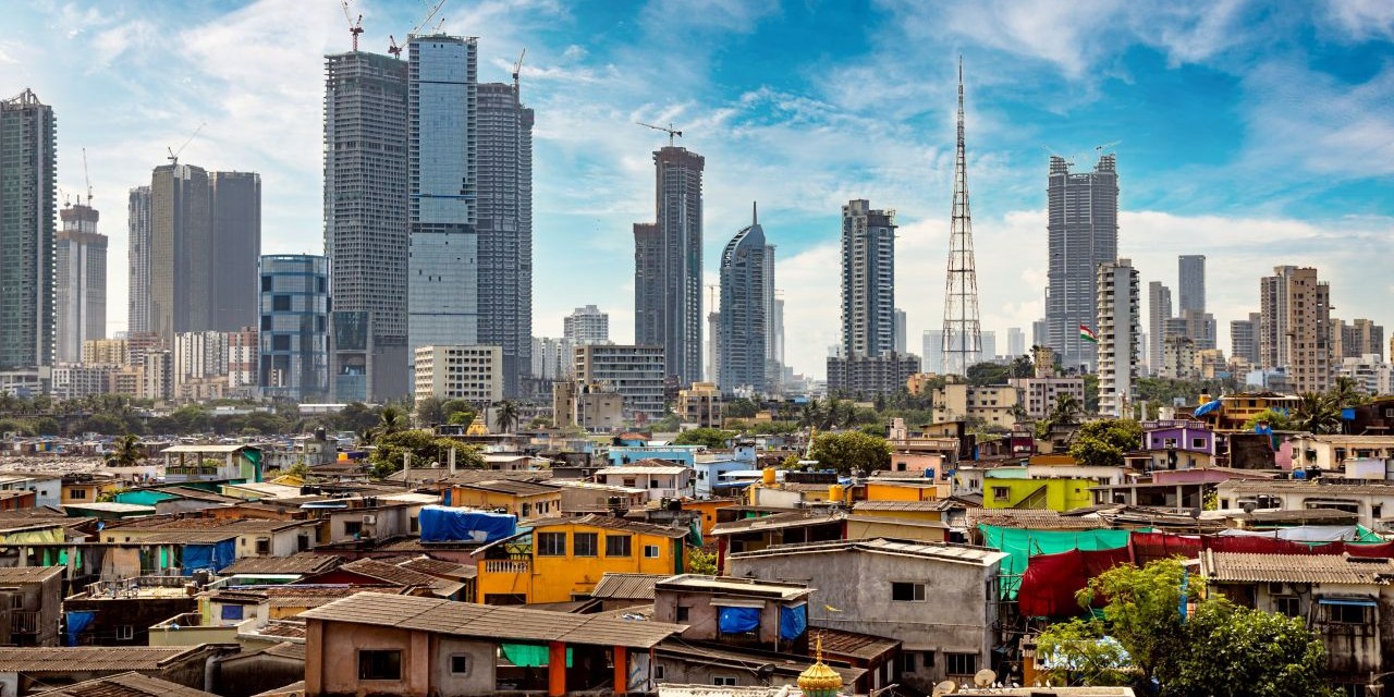 Slumdogs and the Millionaire: What a Project to Transform Mumbai Says About India’s Democracy