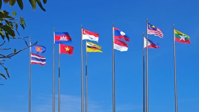 Multilateralism and the Future of Asian Peace amid US–China Rivalry